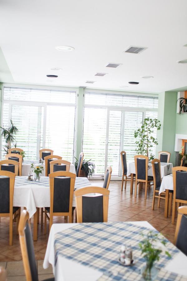 Gostilna In Prenocisca Ferlic Hotel Braslovce Bagian luar foto